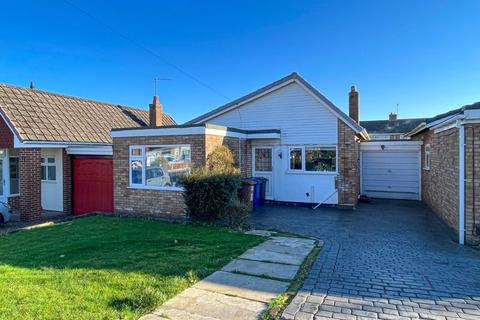 2 bedroom detached bungalow for sale - Cranfield Road, Burntwood, WS7 2DQ
