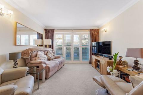 Flat 5, 39 Albion Road, Sutton, SM2 5TA