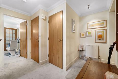 Flat 5, 39 Albion Road, Sutton, SM2 5TA