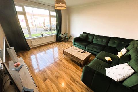 50 Fairfield, Chickerell, Weymouth, DT3 4AU