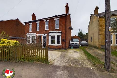 3 bedroom semi-detached house for sale - Elmbridge Road, Gloucester,GL2 0PH
