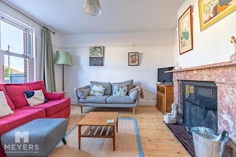 Acton Road, Bournemouth, BH10 3 bed detached house for sale £400,000