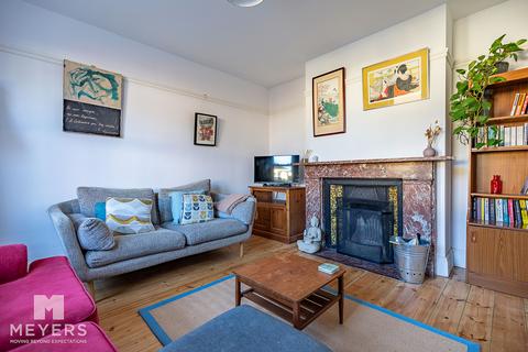 16 Acton Road, Bournemouth, BH10 4DW