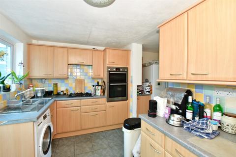 3 bedroom end of terrace house for sale - Spinney North, Pulborough, West Sussex