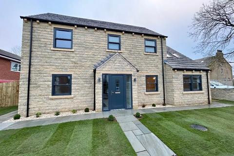4 bedroom detached house for sale, Spring Farm Court, Carlton, Barnsley, S71 3EY