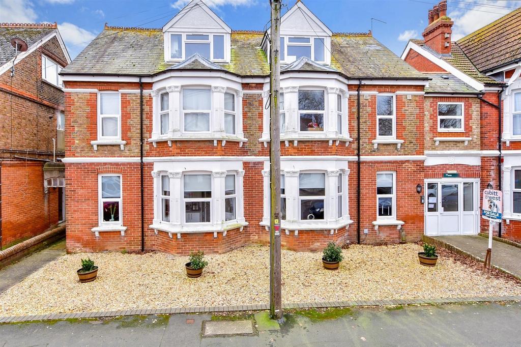 Richmond Avenue, Bognor Regis, West... 2 bed ground floor flat for sale