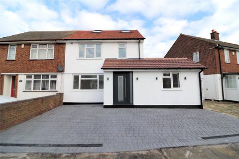 14 Beacon Road, Erith, DA8 2JS