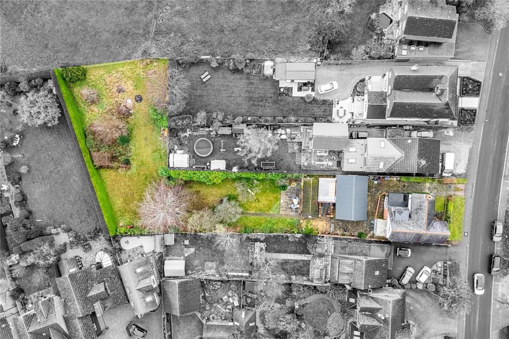 Flitwick Road, Maulden, Bedfordshire, MK45 4 bed detached house for