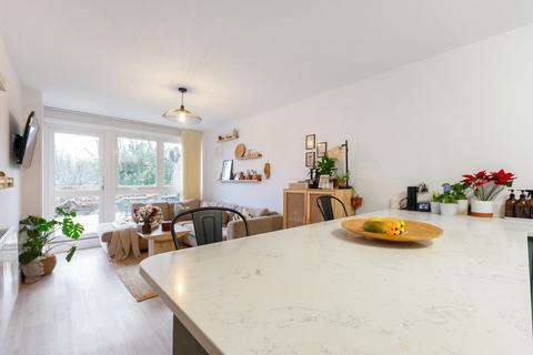 3 Sharnbrooke Close, Welling, DA16 1SL