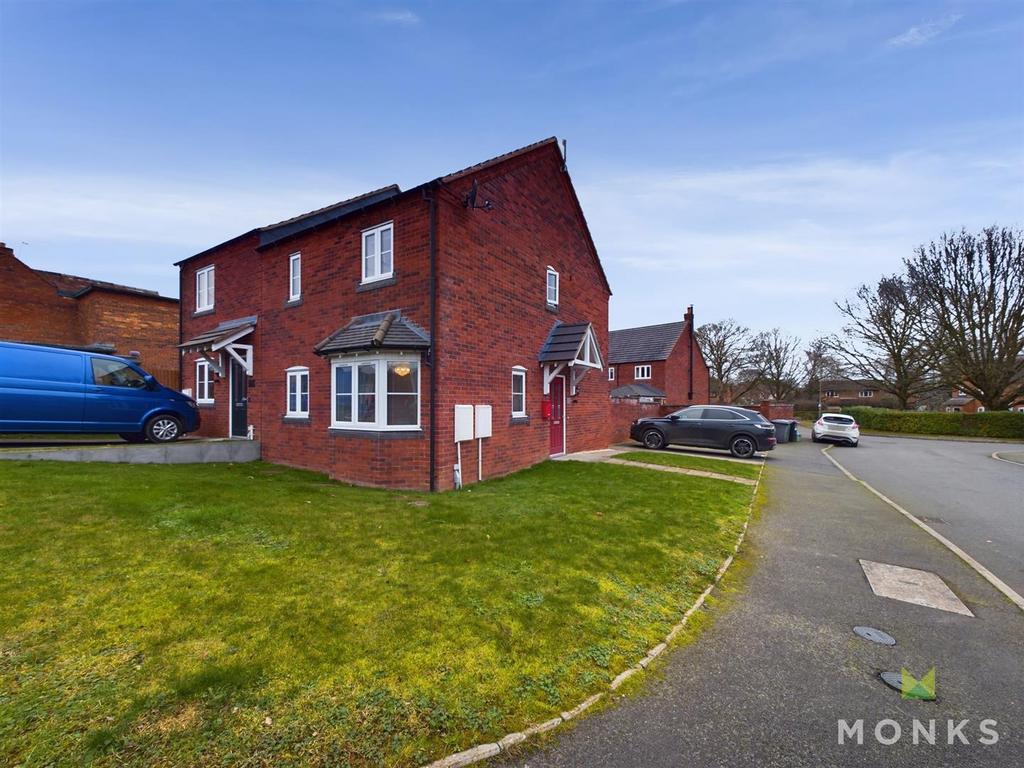 Barn Owl Way, Bicton Heath, Shrewsbury 3 bed semidetached house for