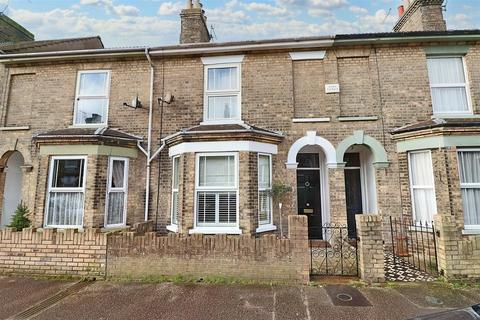 3 bedroom terraced house for sale, Park Road, Lowestoft