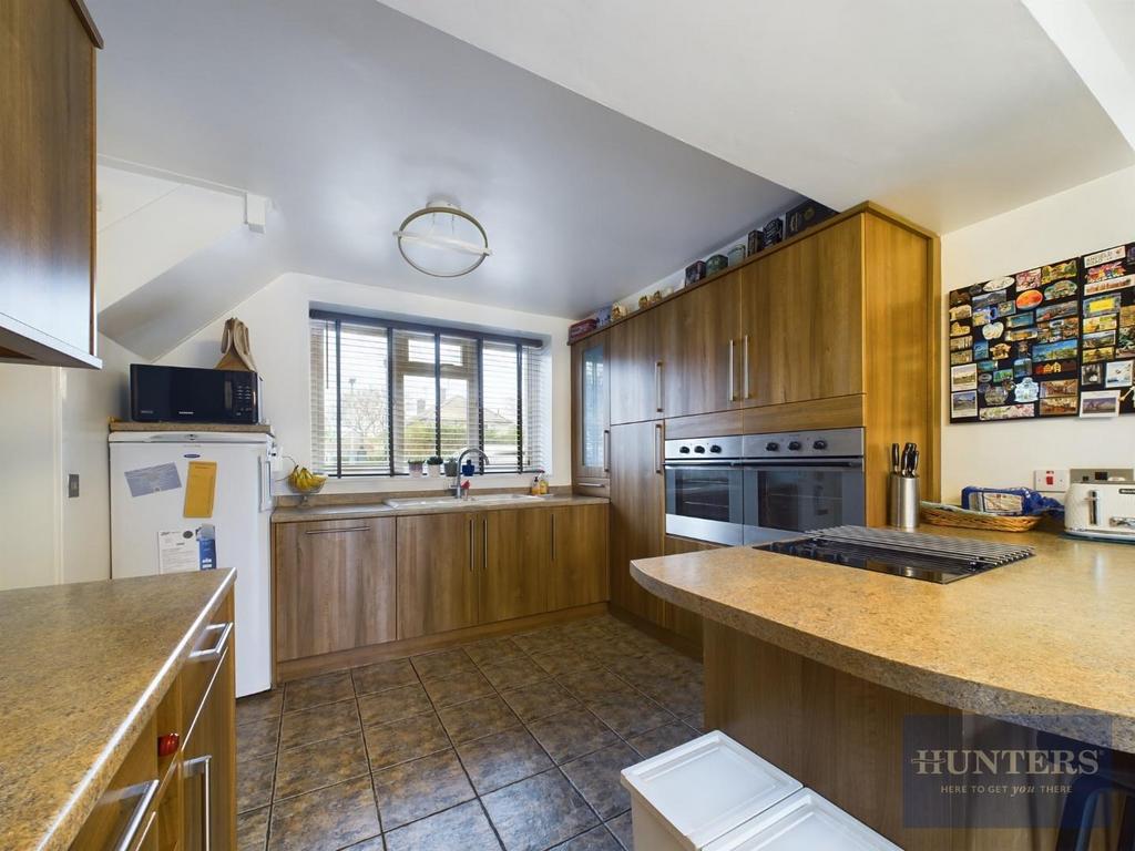 Kitchen/Dining