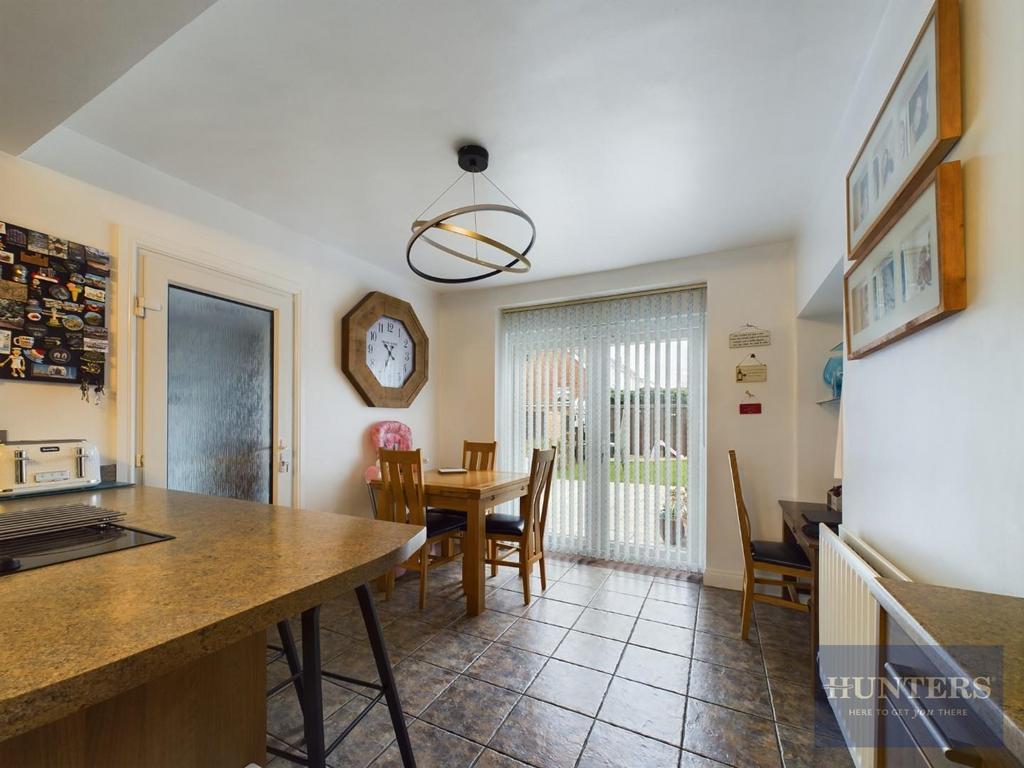 Dining Area.jpg