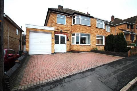 3 bedroom house for sale, Columbine Close, Leicester