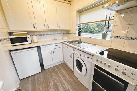 11 Derwent Drive, Petts Wood, Orpington, BR5 1EN