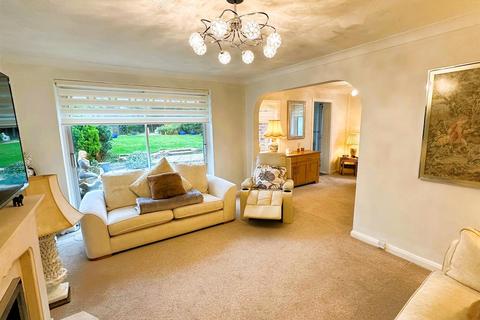 11 Derwent Drive, Petts Wood, Orpington, BR5 1EN