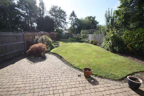 72 Manor Way, Petts Wood, Orpington, BR5 1NW