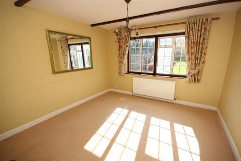 72 Manor Way, Petts Wood, Orpington, BR5 1NW