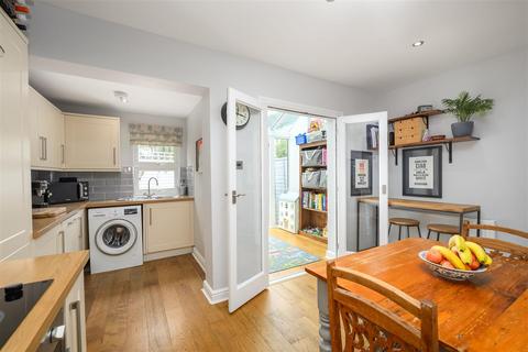 2 bedroom terraced house for sale, School Road, East Molesey