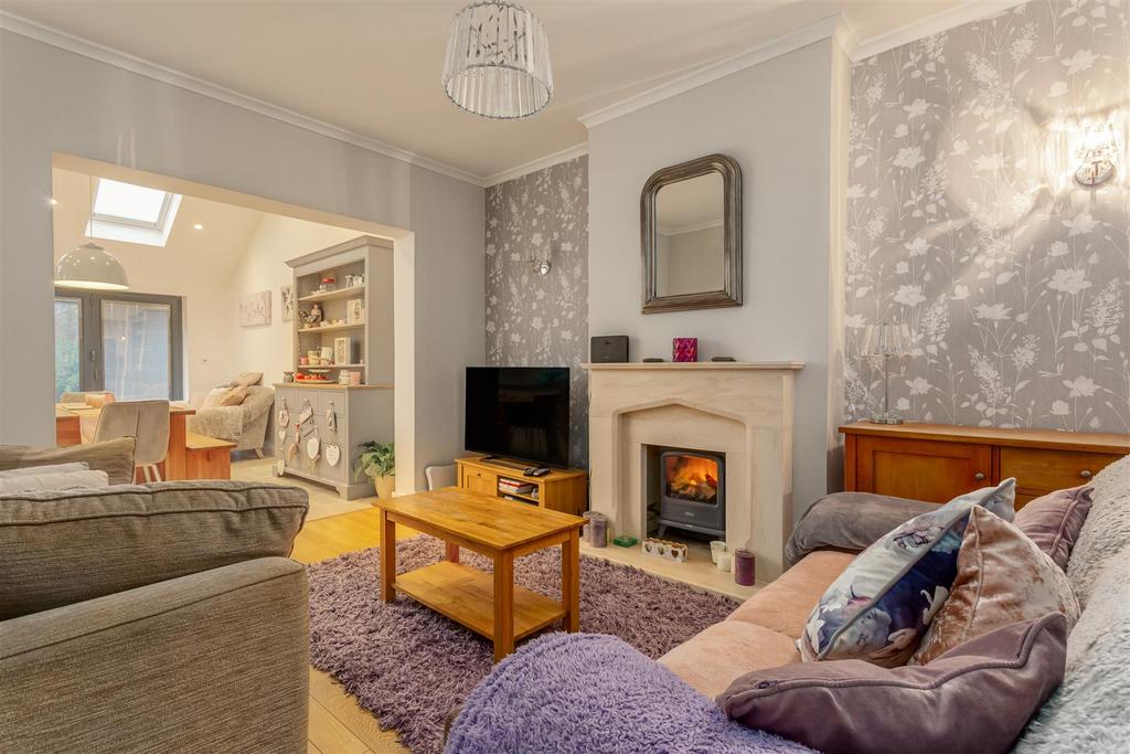 House-greenhayes-avenue-banstead-115.jpg