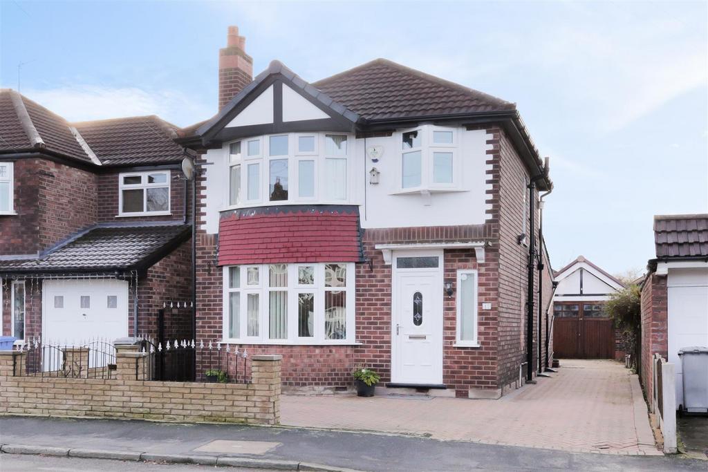 Colebrook Road, Timperley 3 bed detached house for sale £595,000