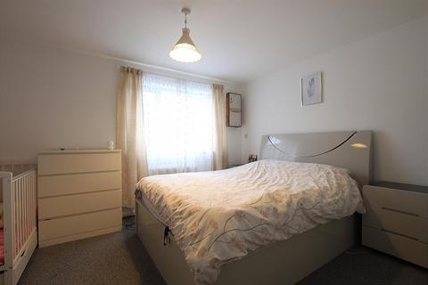 1 bedroom apartment for sale, Vickers Way, Hounslow TW4