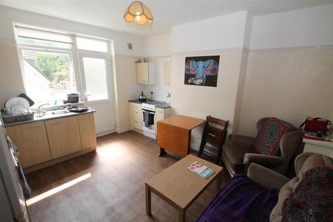 4 bedroom maisonette to rent, BPC01699, Wellington Hill West, Westbury-on-Trym, BS9