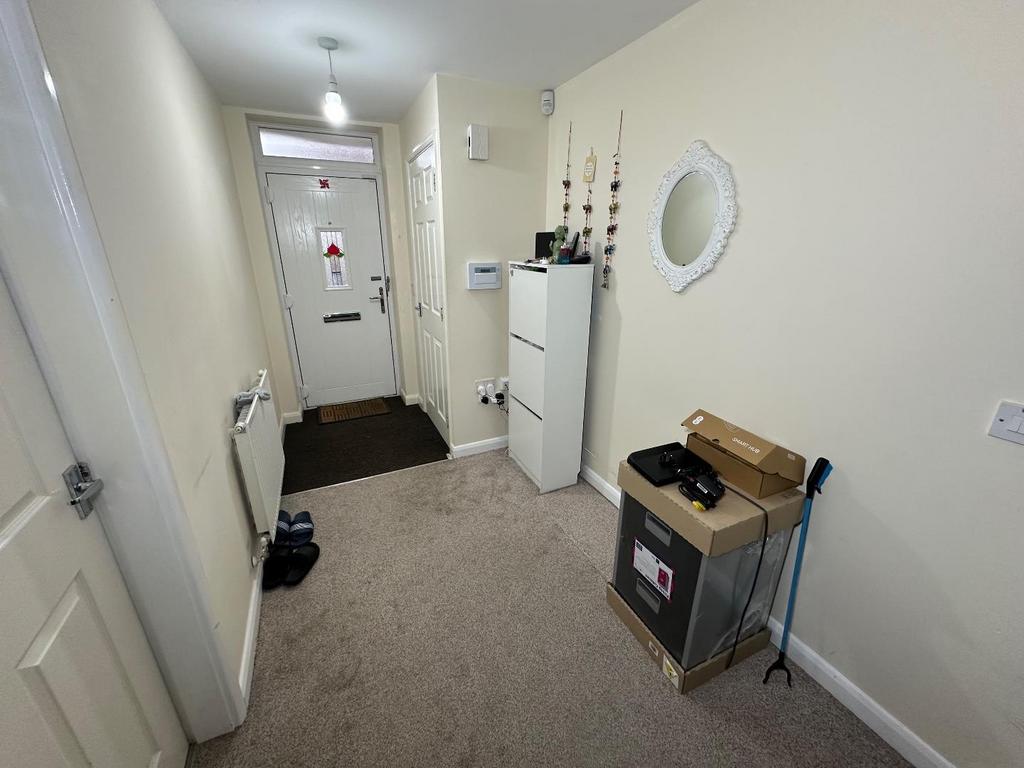 Hornby Road, Hamilton 5 bed semidetached house for sale £300,000