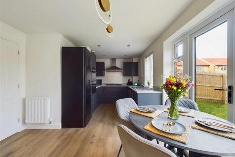 49 Derwent Road, Pickering, YO18 7UA