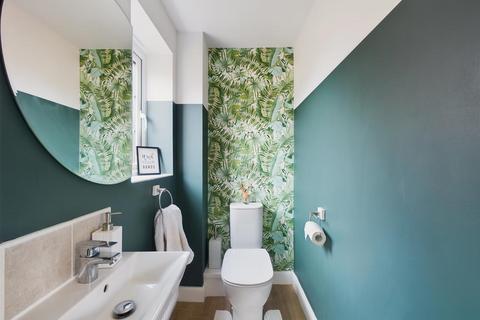 49 Derwent Road, Pickering, YO18 7UA