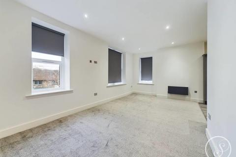 2 bedroom flat to rent, High Street, Horbury, Wakefield