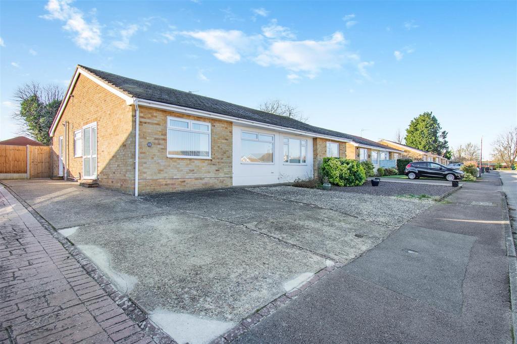 Linton Gore, Coxheath 2 bed semidetached bungalow for sale £400,000