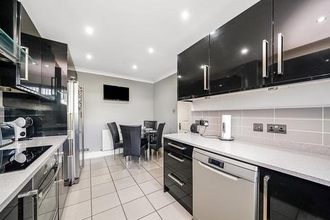23 Sewardstone Gardens, London, E4 7QE