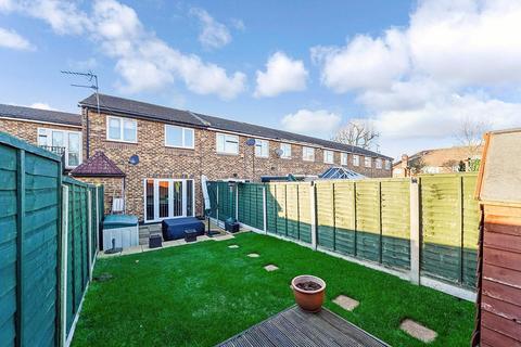 23 Sewardstone Gardens, London, E4 7QE