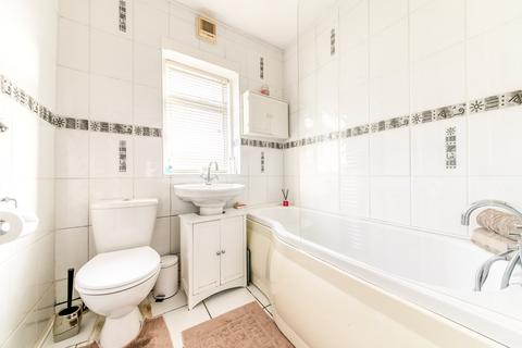 3 bedroom terraced house for sale, Sunnymead Avenue, Mitcham, CR4
