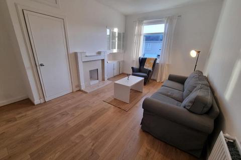 2 bedroom flat to rent, The Green, Davidsons Mains, Edinburgh, EH4