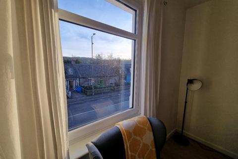 2 bedroom flat to rent, The Green, Davidsons Mains, Edinburgh, EH4