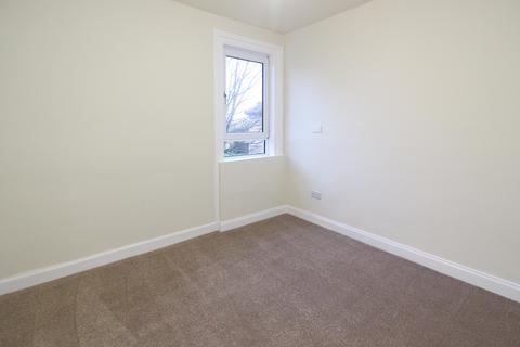13/4 Restalrig Crescent, Edinburgh, EH7 6HH