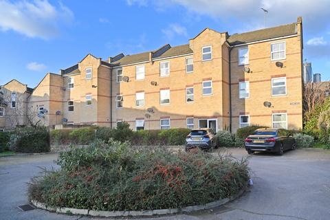15 Thames Circle, London, E14 3RX