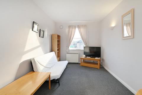 15 Thames Circle, London, E14 3RX