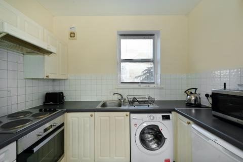 15 Thames Circle, London, E14 3RX