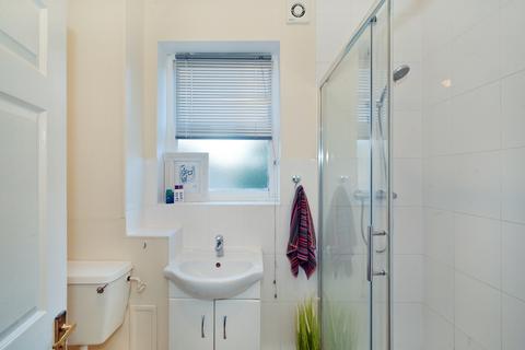 15 Thames Circle, London, E14 3RX