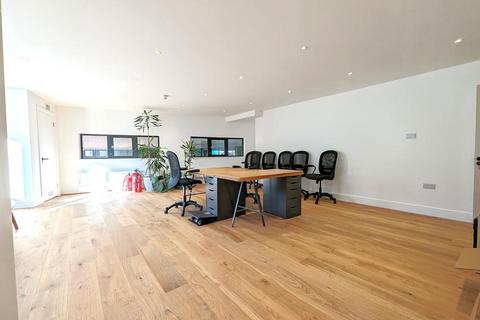 Office to rent, OFFICE SPACE  TO LET  WELLINGTON ROAD  ST JOHNS WOOD  NW8