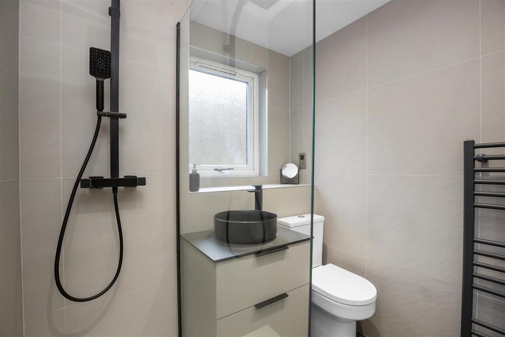 11 Elgin Court 17.jpg