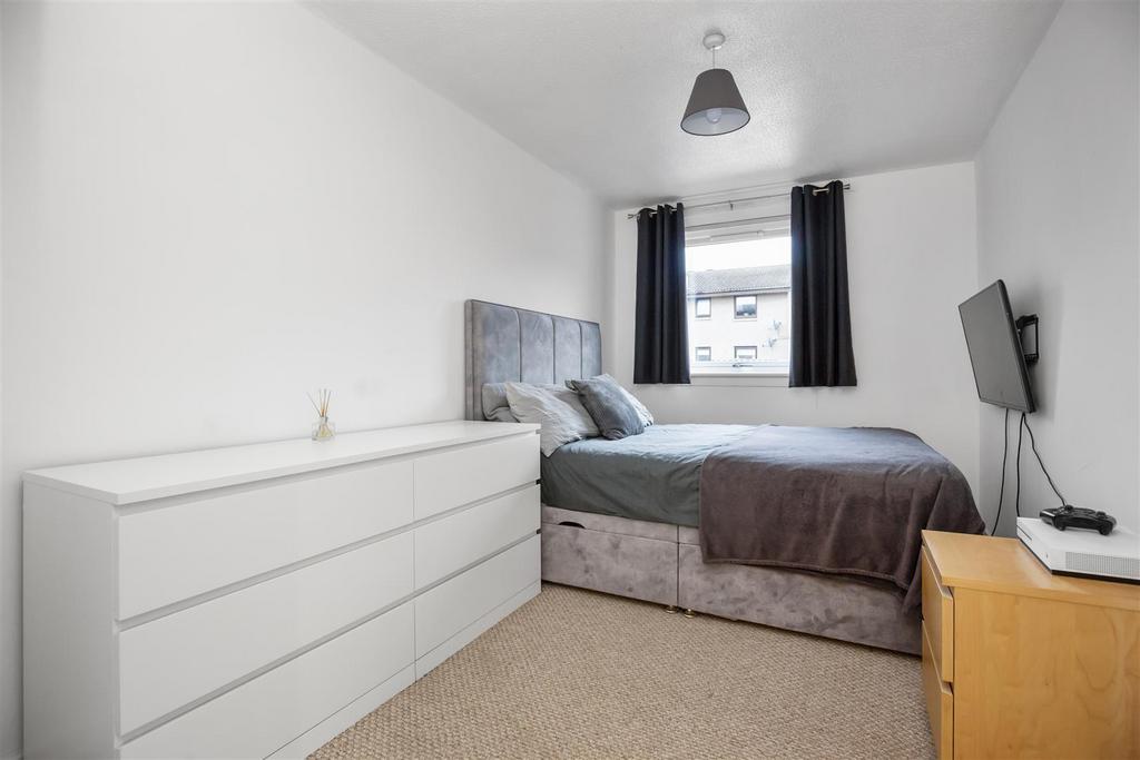 11 Elgin Court 11.jpg