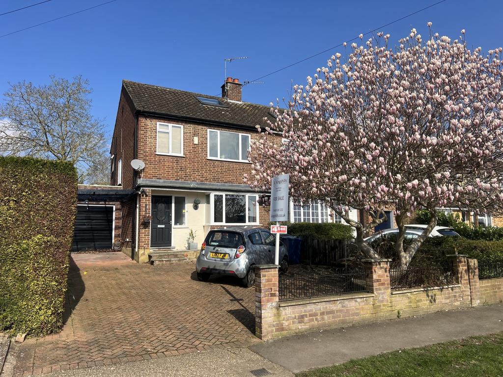 Seymour Park Road, Marlow 4 bed semidetached house for sale £750,000