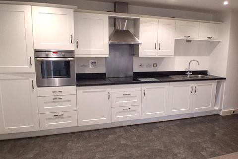 2 bedroom flat to rent, High Street, Harborne, Birmingham, West Midlands, B17