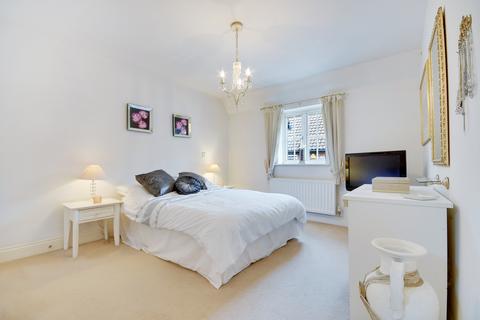 81 Cornelius Vale, Chelmsford, CM2 6GY