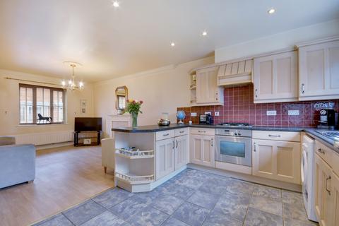 81 Cornelius Vale, Chelmsford, CM2 6GY