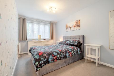 30 Jeffcut Road, Chelmsford, CM2 6XN